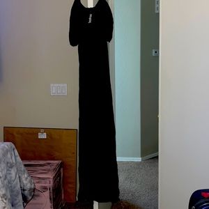 Boohoo size 6 NWT Maxi dress